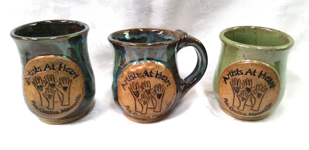Custom Logo hand made stoneware mug with and without handle